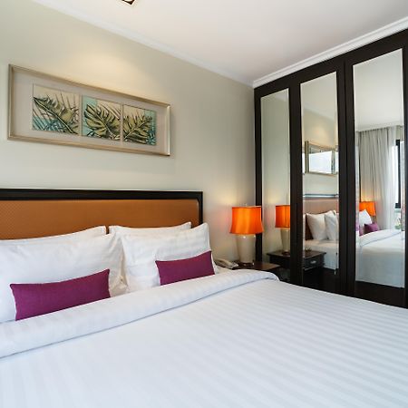Bandara Suites Silom, Bangkok Exterior photo