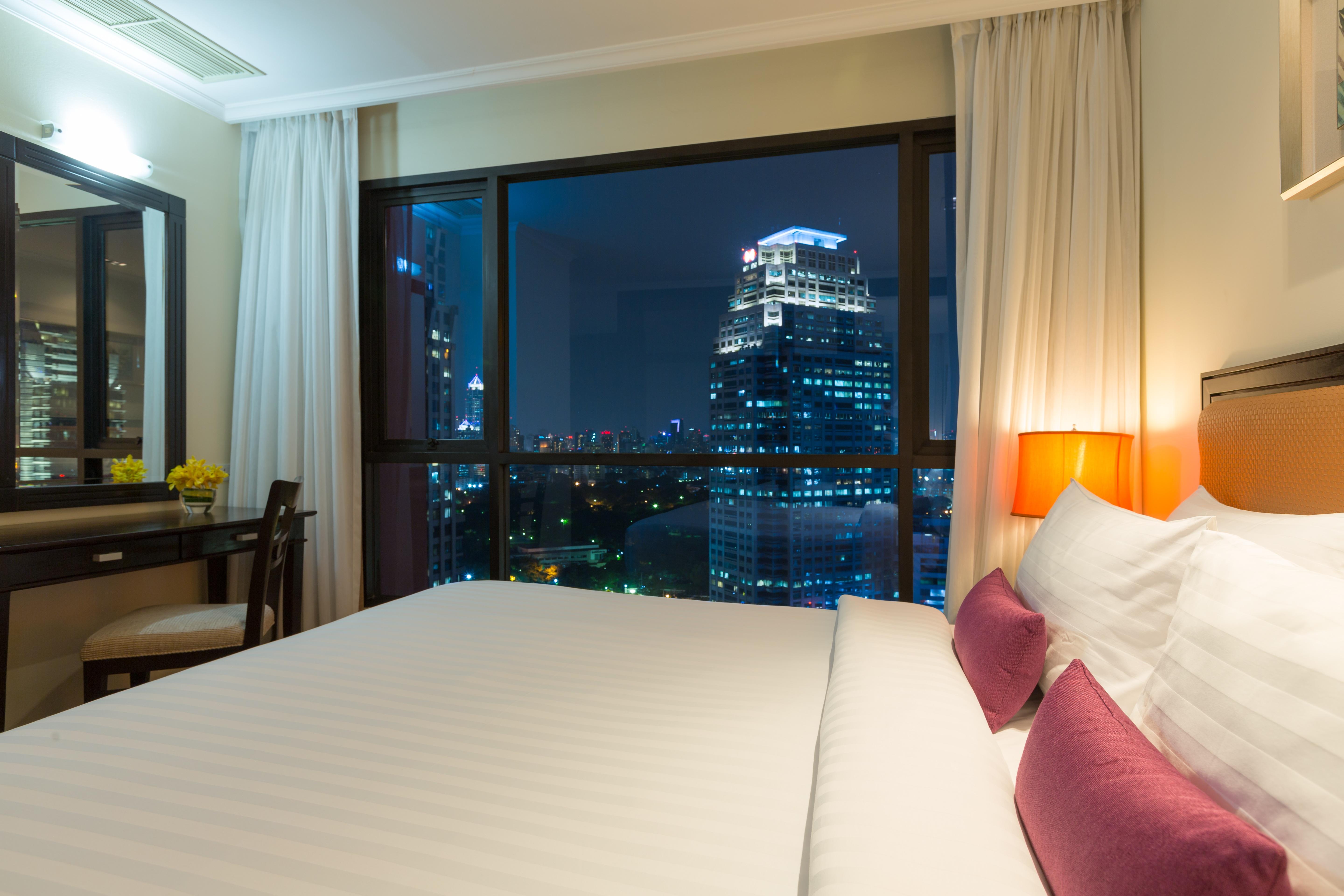 Bandara Suites Silom, Bangkok Exterior photo