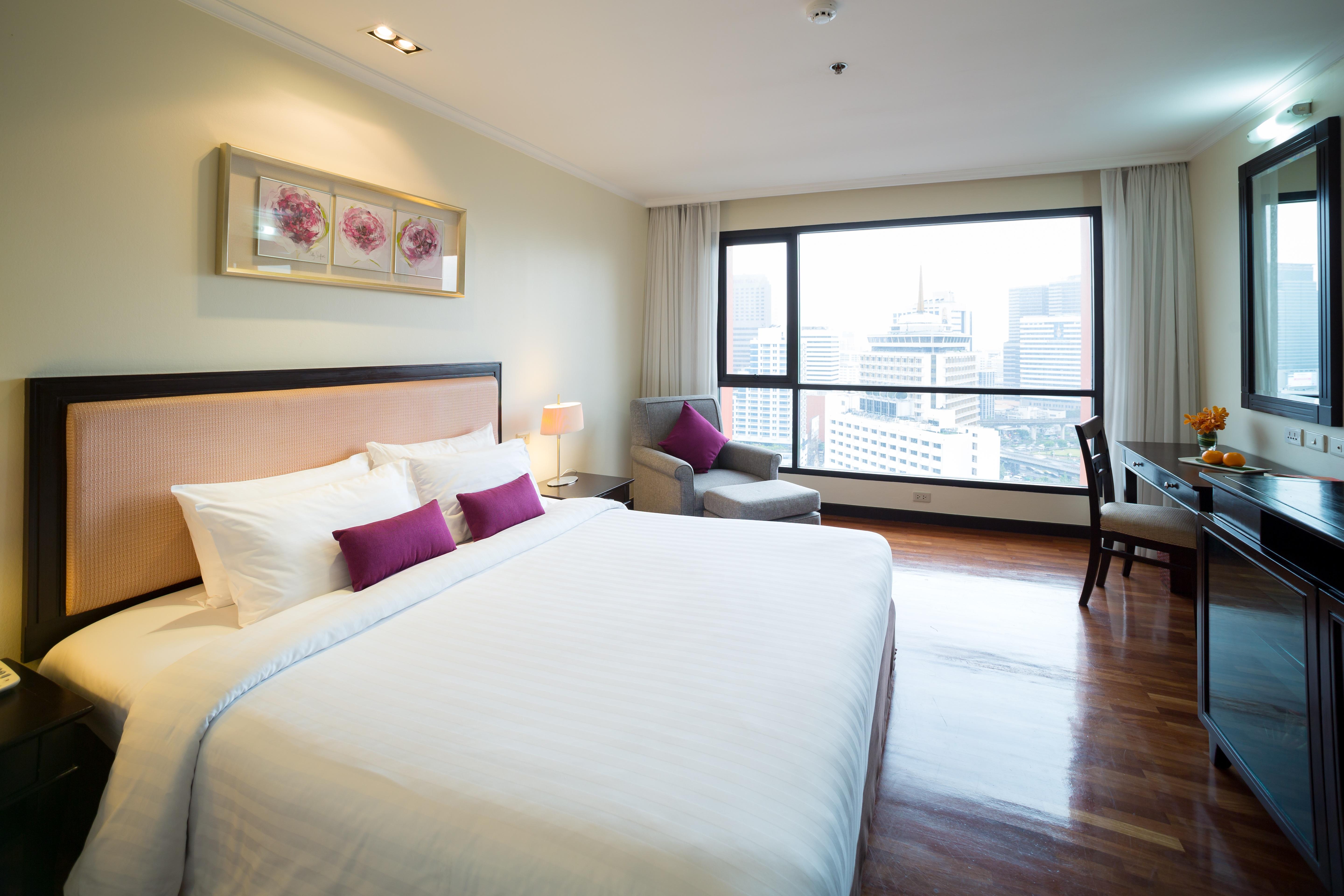 Bandara Suites Silom, Bangkok Exterior photo