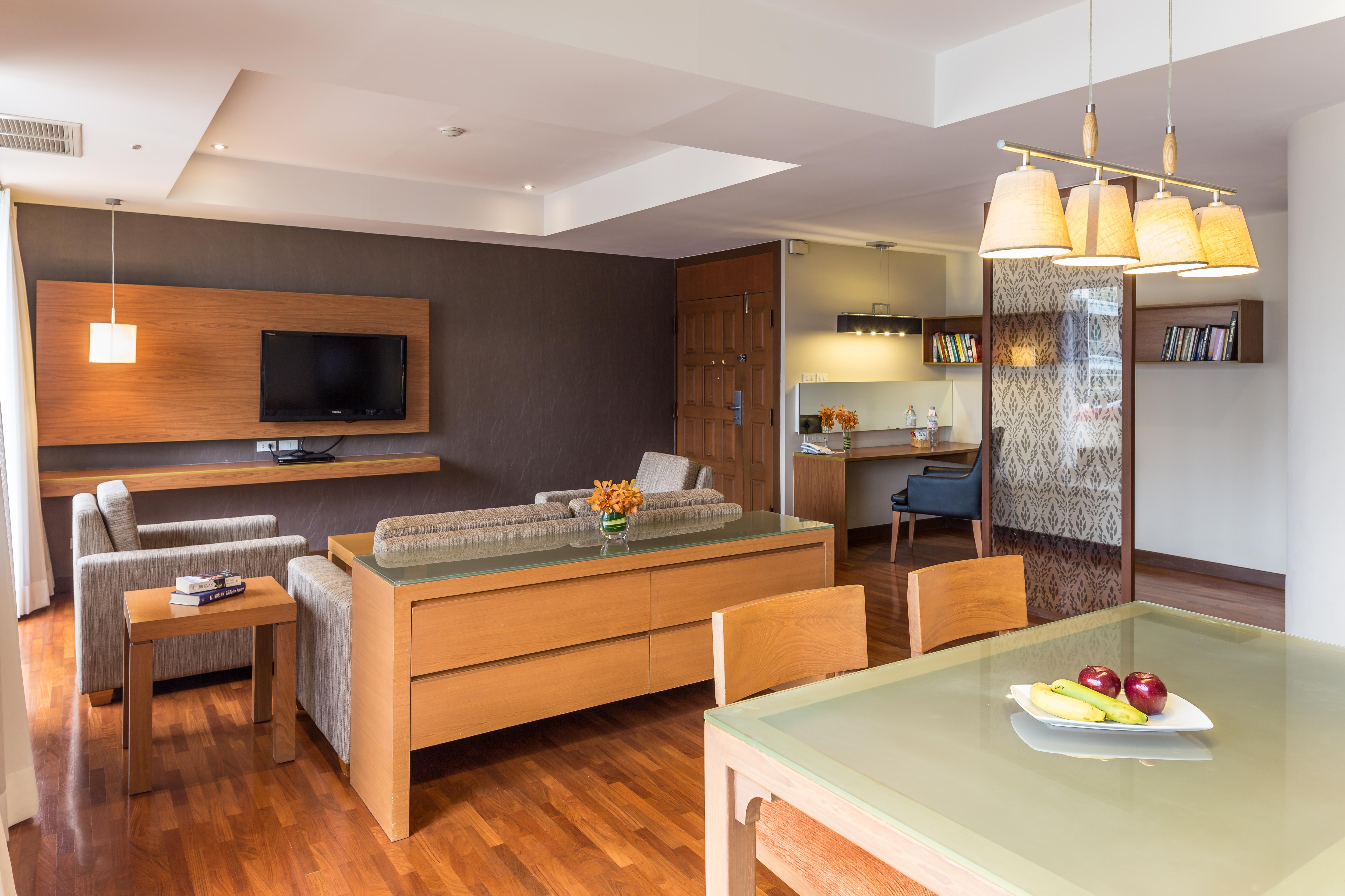 Bandara Suites Silom, Bangkok Exterior photo